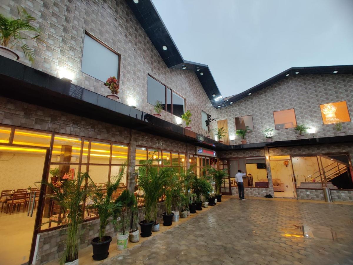 Hotel Aurelia Pearl パトナー エクステリア 写真